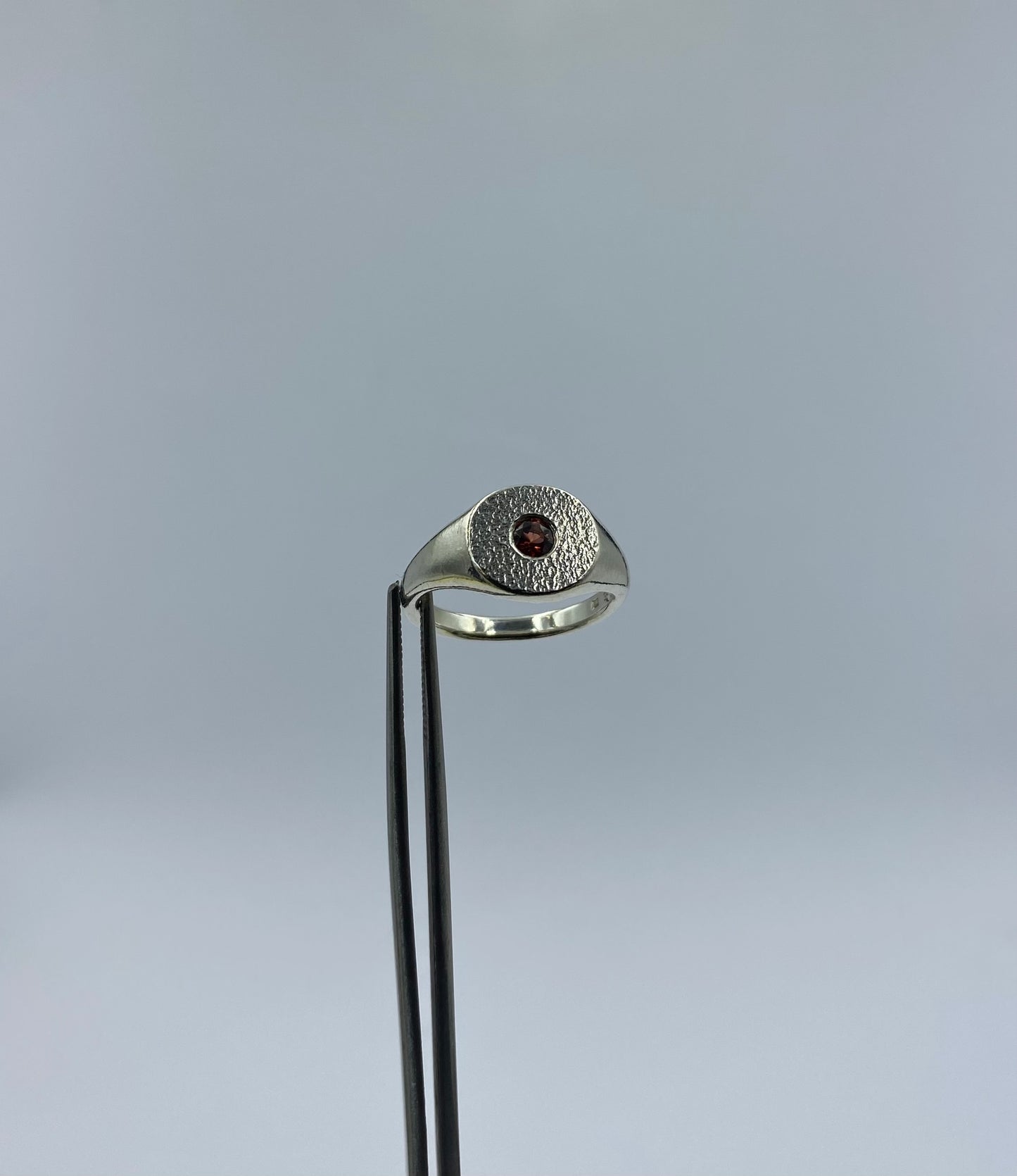 ROUND sygnet - Granat