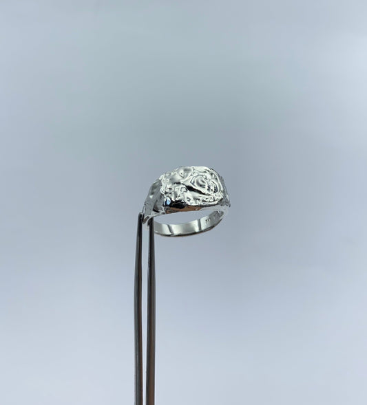 MELT signet