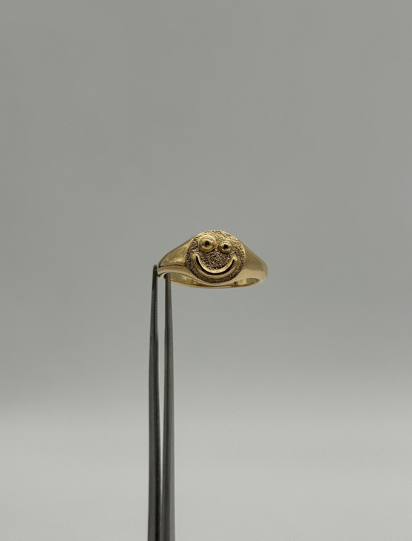 GOLD SMILE signet