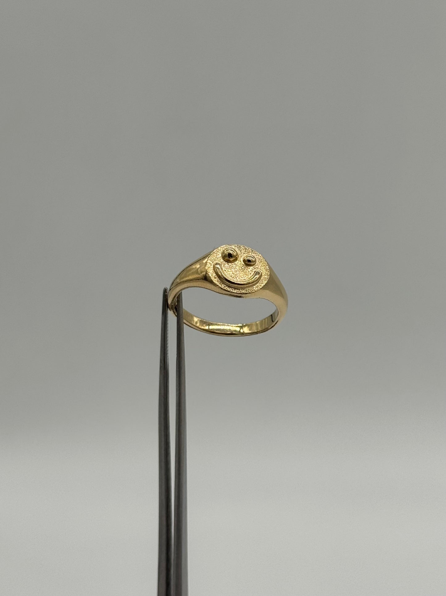 GOLD SMILE signet
